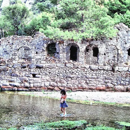 Luna Villa