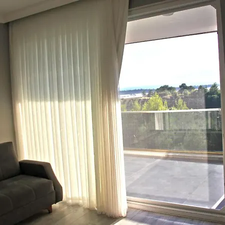 Luna Villa